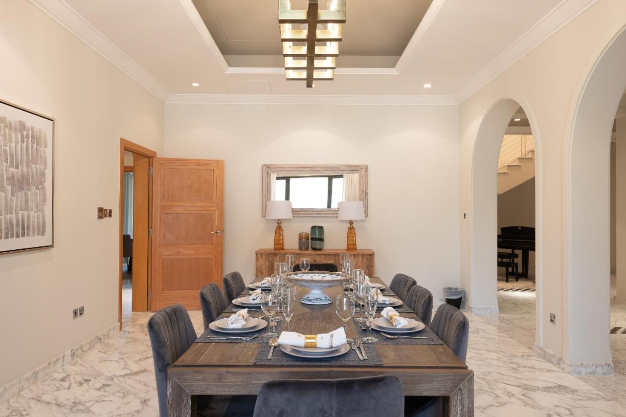 Maison Privee - Prvt Pool & Beach! In Luxury Palm Jumeirah Villa Dubai Esterno foto